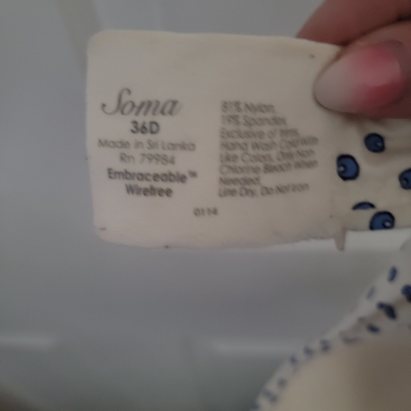 Soma 36d NO underwire. Soft bra - Picture 4 of 4